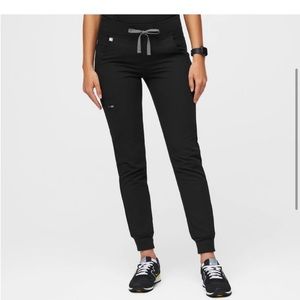 Figs Zamora Scrub Joggers (Black)